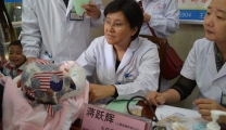 省儿童医院专家来我院义诊