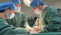 【卓越医疗】多家医院婉拒？多学科协作攻克高龄胃癌手术禁区
