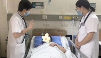 【卓越医疗】呃逆呕吐竟不是脑梗？医生慧眼识“罕”护安康